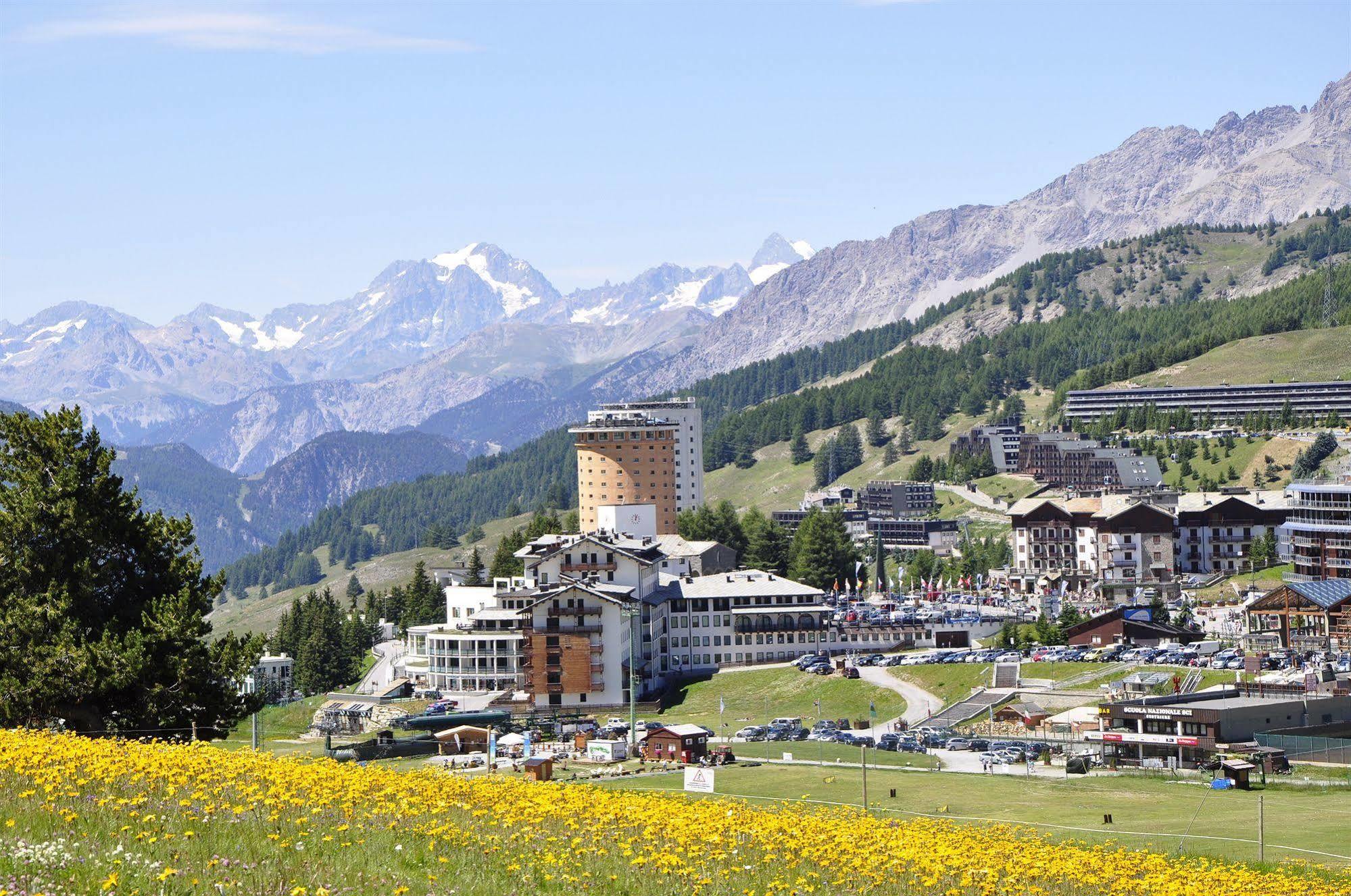 Olimpic Village Th Sestriere Apartments Εξωτερικό φωτογραφία