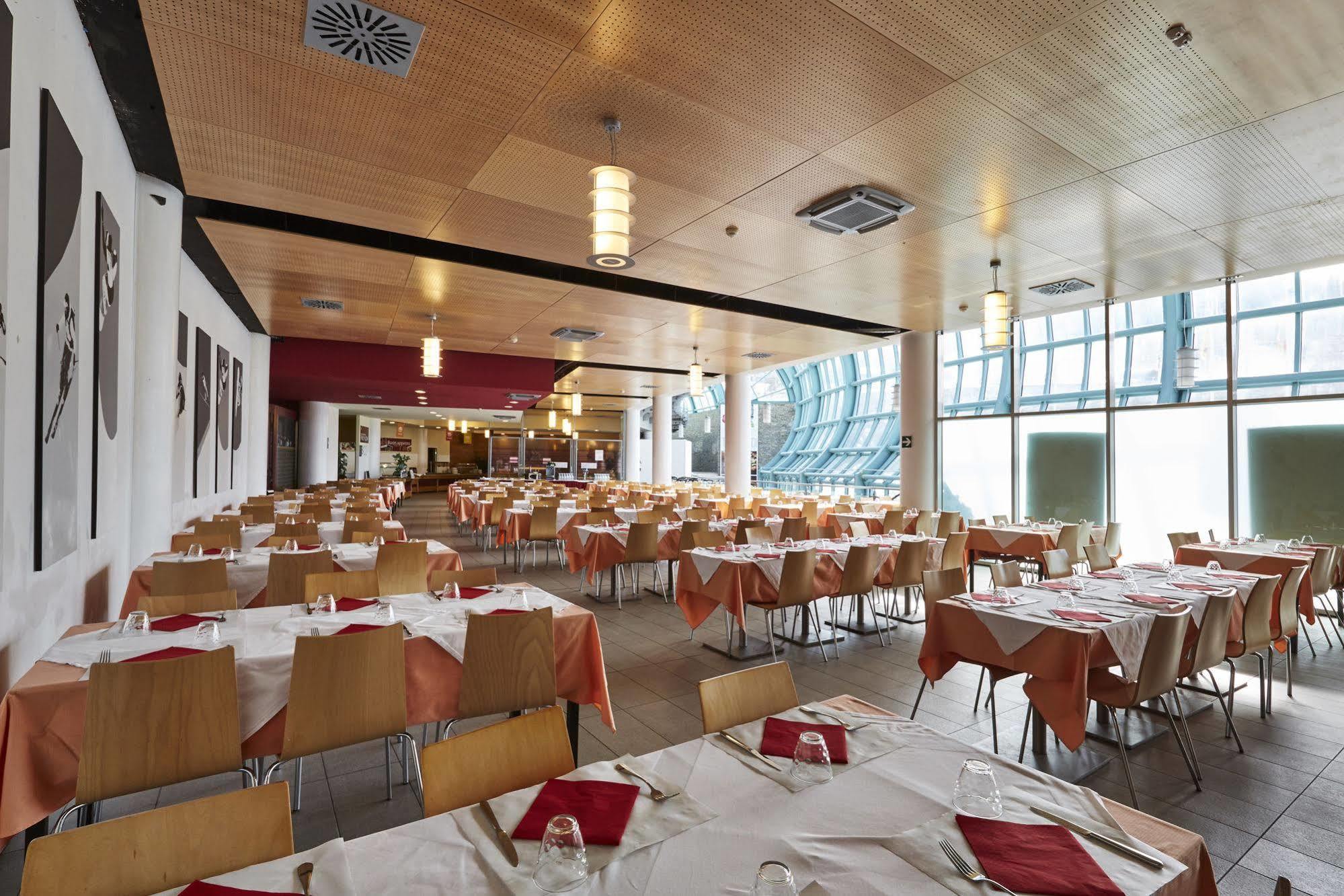 Olimpic Village Th Sestriere Apartments Εξωτερικό φωτογραφία